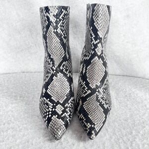 Katherine Kelly Rosie Pointed Toe Snake Print Stiletto Heel Ankle Boots 6.5‎